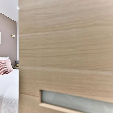 Apartman Equipe Nation *