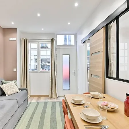 Apartment Equipe Nation Paris