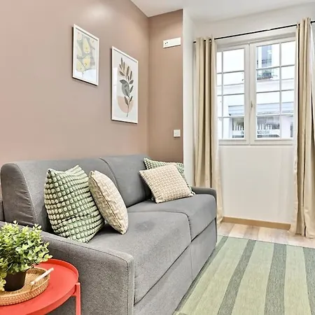 Equipe Nation Apartment Paris